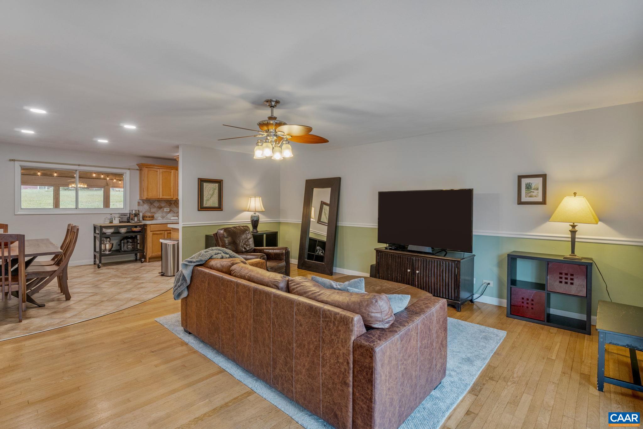 2305 Williamsburg Road Charlottesville, VA 22901 - Photo 10 of 35 Gallery Image 10