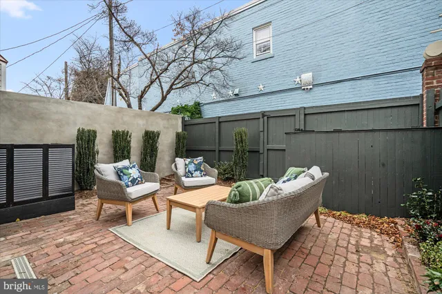 $2,595,900 | 524 Queen Street, Alexandria, VA 22314