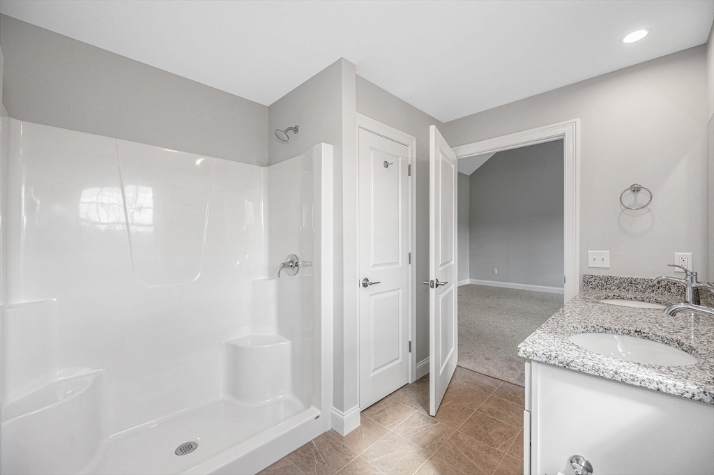 14 Lewis Farm Road, Unit 14 Dedham, MA 02026 - Photo 33 of 36 Gallery Image 33