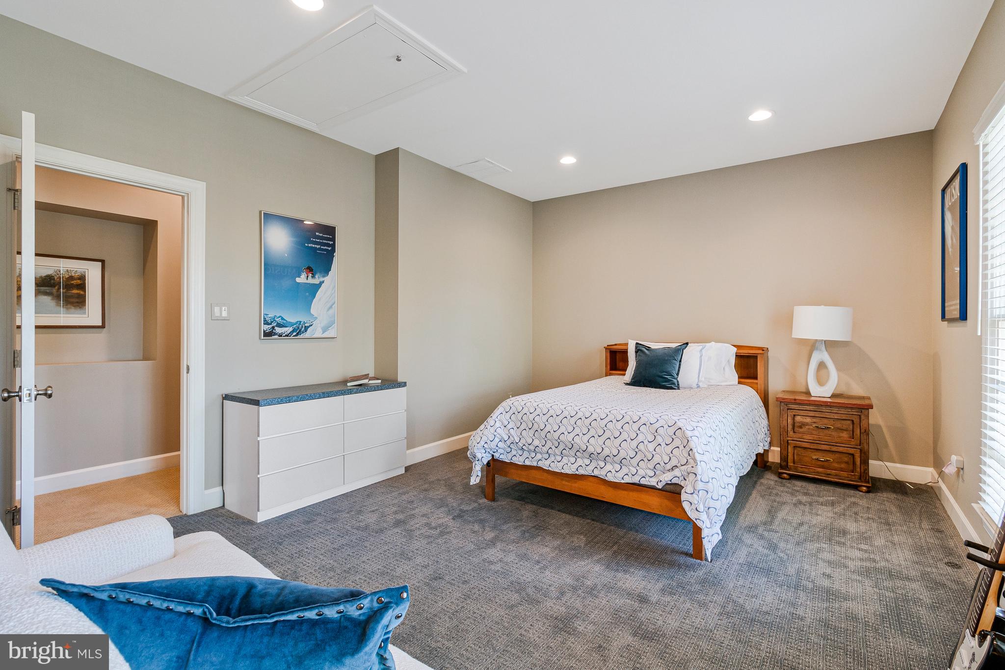 1029 Founders Ridge Lane McLean, VA 22102 - Photo 41 of 71 a bedroom with a bed and window