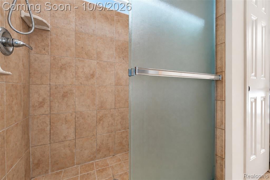 27363 Victoria Road Novi, MI 48374 - Photo 41 of 67 Gallery Image 41