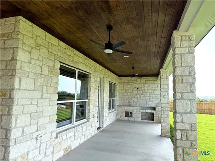 $690,900 | 1614 Hunt Drive, Salado, TX 76571