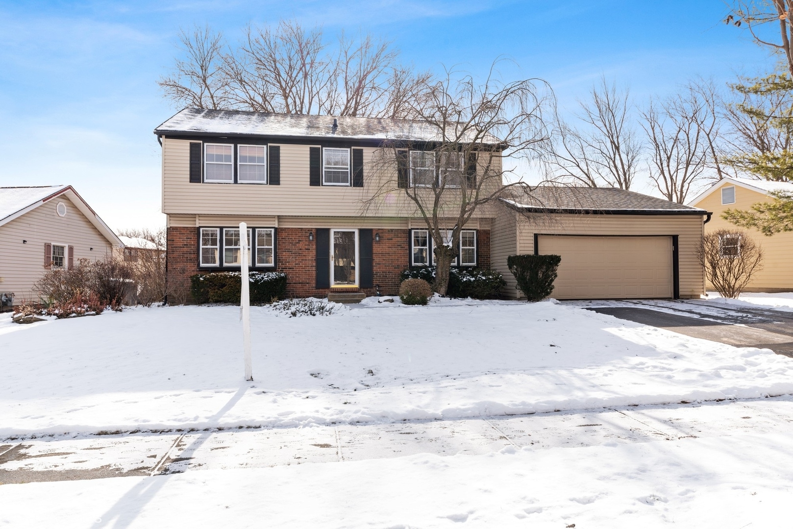 109 Stonegate Road Buffalo Grove, IL 60089 - Photo 1 of 20