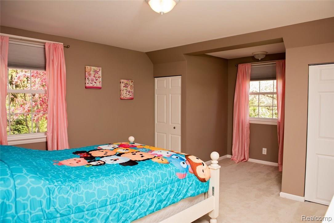 24325 Power Road Farmington, MI 48336 - Photo 22 of 35 24325 Power-49.jpg