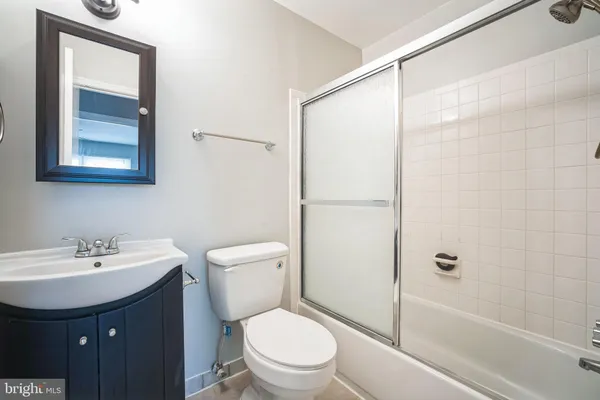 $2,800 | 4834 Nash Drive, Fairfax, VA 22032