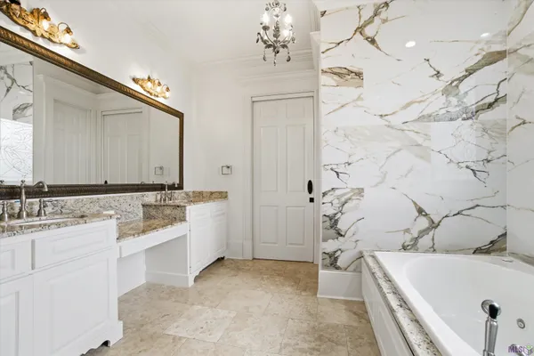 $6,000 | 926 Crown Alley, Baton Rouge, LA 70806