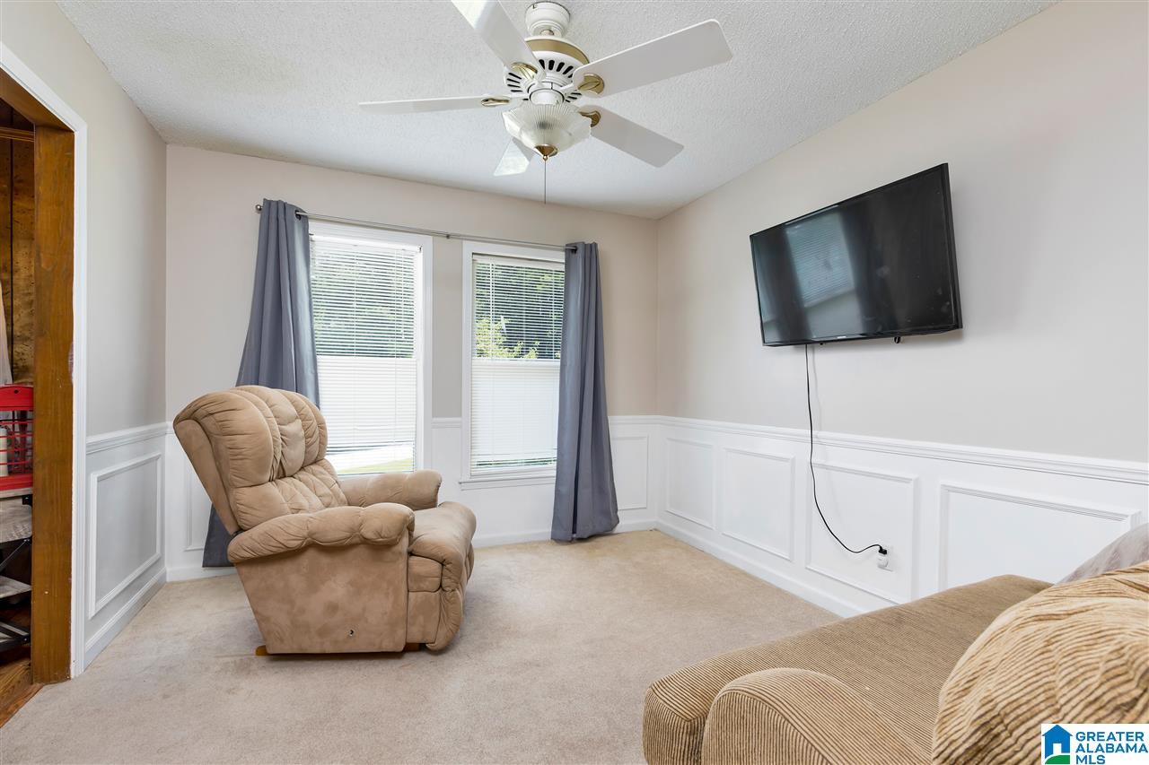 805 Round Hill Road Pelham, AL 35124 - Photo 14 of 29