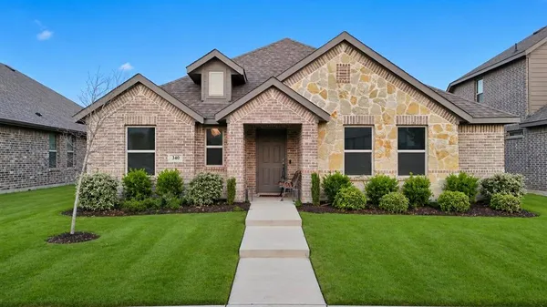 $440,000 | 340 Freestall Drive, Midlothian, TX 76065