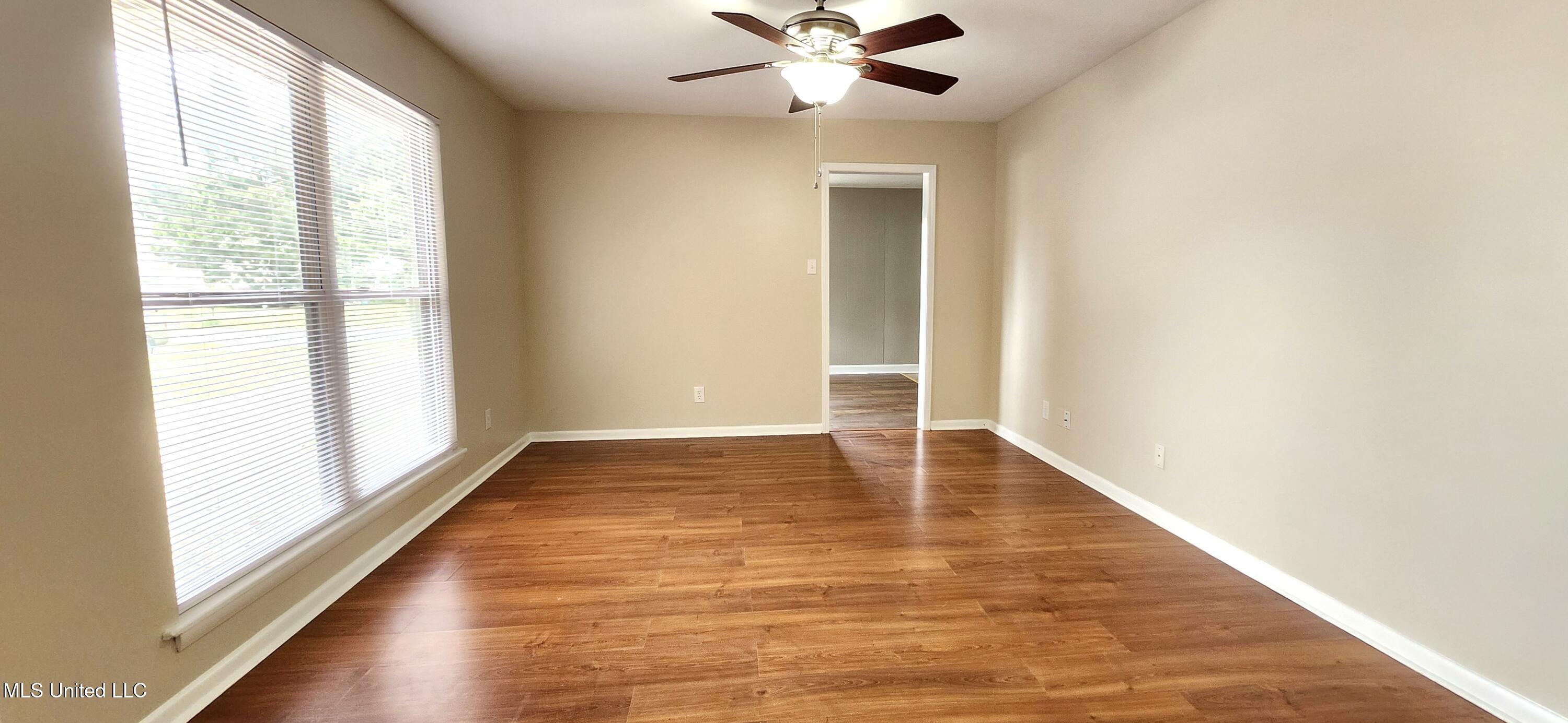 2506 Englewood Road Ocean Springs, MS 39564 - Photo 3 of 19 20250328_125445