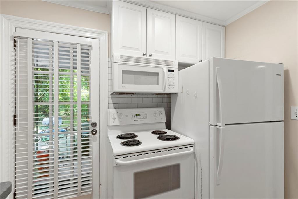 129 Parkside Circle Decatur, GA 30030 - Photo 19 of 62