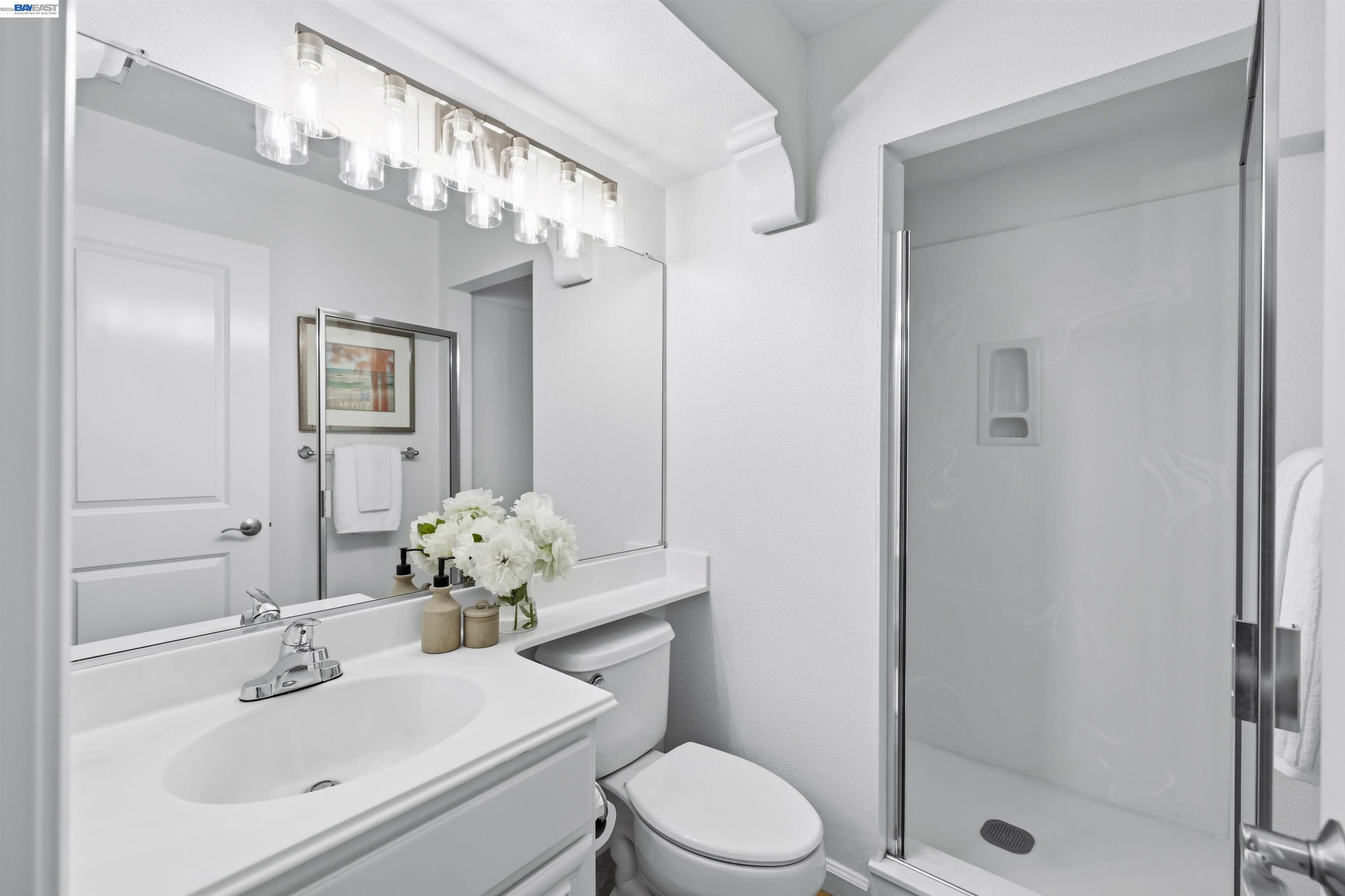 112 Begonia Court San Ramon, CA 94582 - Photo 11 of 52 Main-Level Full Bath