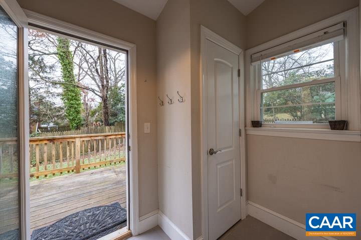 1418 Rugby Avenue Charlottesville, VA 22903 - Photo 18 of 52 Gallery Image 18