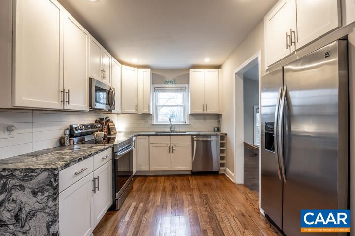 1418 Rugby Avenue Charlottesville, VA 22903 - Photo 4 of 52 Gallery Image 4