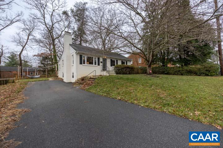1418 Rugby Avenue Charlottesville, VA 22903 - Photo 7 of 52 Gallery Image 7