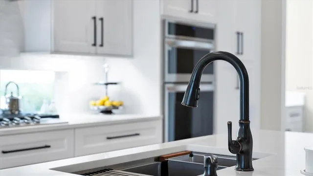 $1,275,000 | 8330 Abingdon Court, University Park, FL 34201