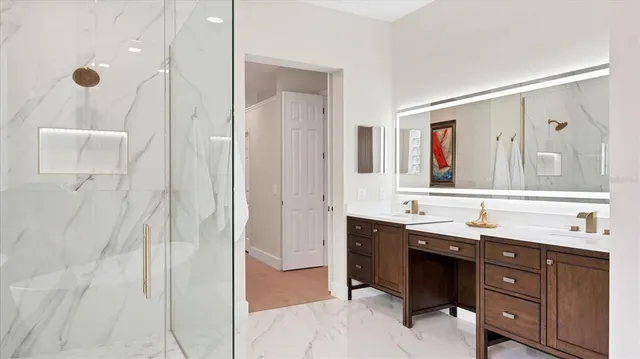 $1,275,000 | 8330 Abingdon Court, University Park, FL 34201