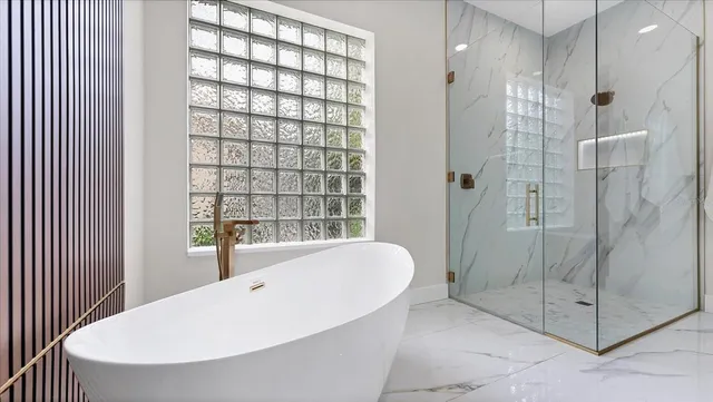 $1,275,000 | 8330 Abingdon Court, University Park, FL 34201