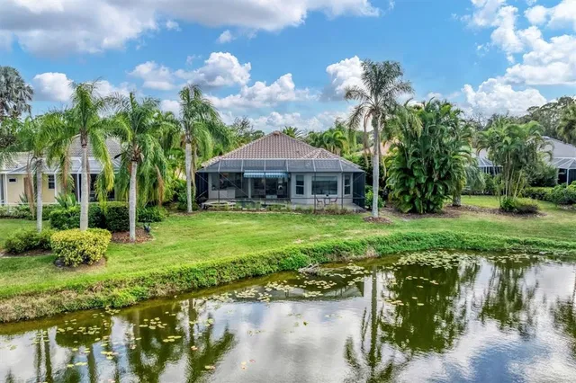 $1,275,000 | 8330 Abingdon Court, University Park, FL 34201