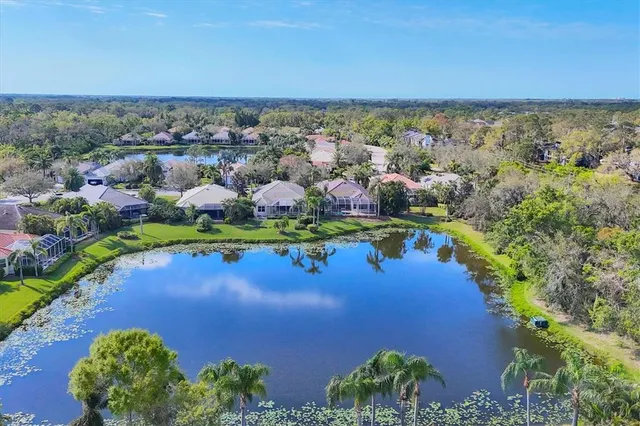 $1,275,000 | 8330 Abingdon Court, University Park, FL 34201