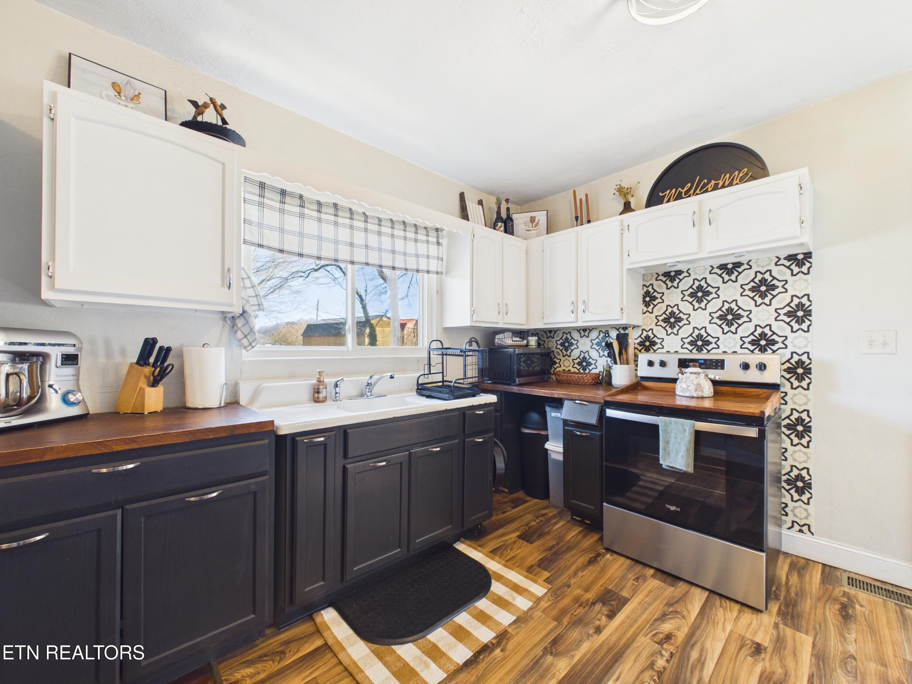 109 Kilgore Street Athens, TN 37303 - Photo 14 of 28 CAM06335G6-PR0009-STILL013