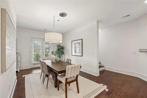 $695,000 | 301 Canton Way, Roswell, GA 30075