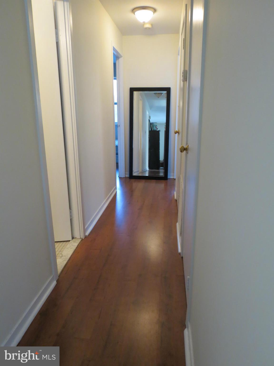 544 South Charles Street, Unit R75 Baltimore, MD 21230 - Photo 11 of 18 Hallway