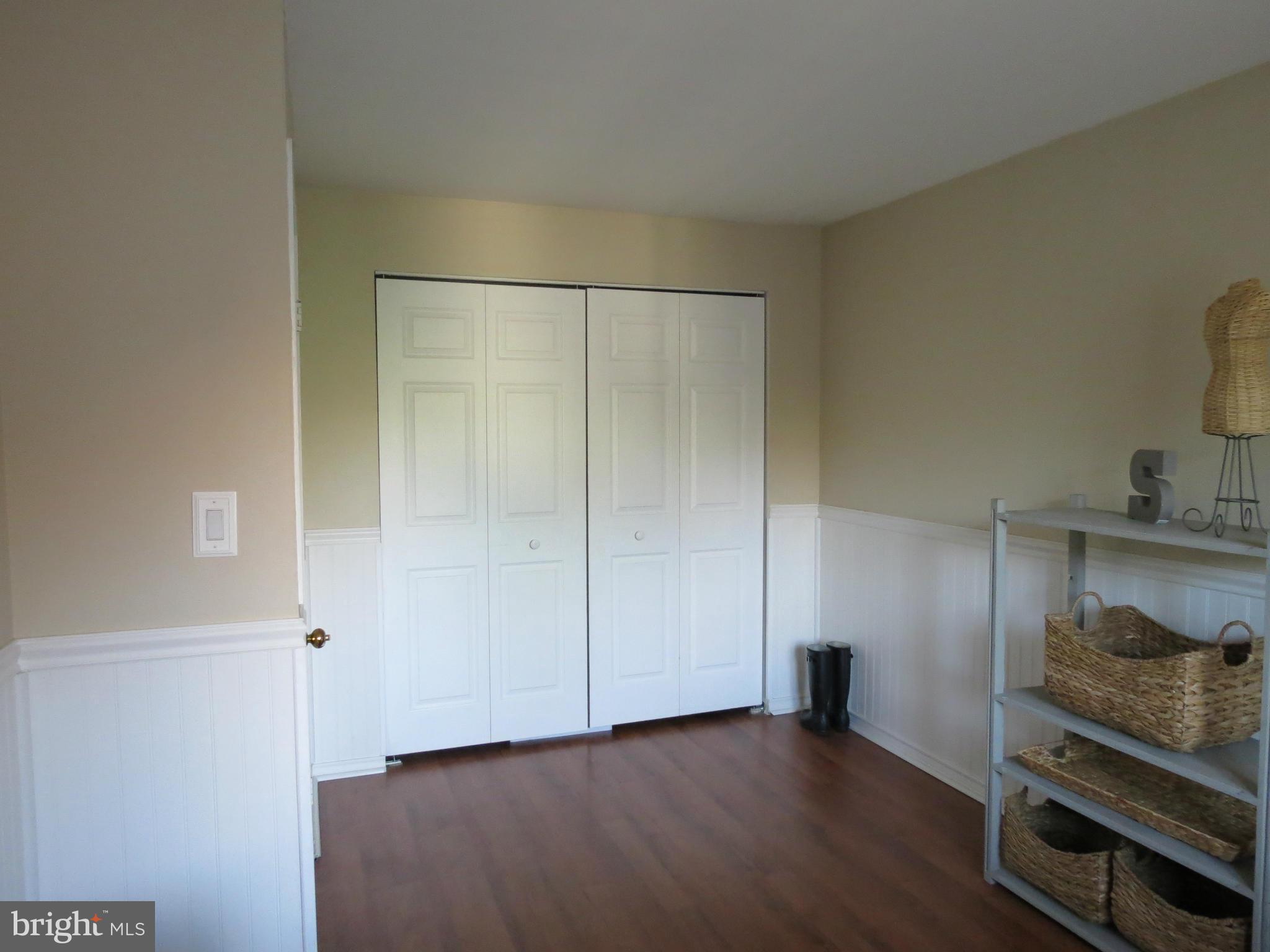 544 South Charles Street, Unit R75 Baltimore, MD 21230 - Photo 14 of 18 Guest Bedroom