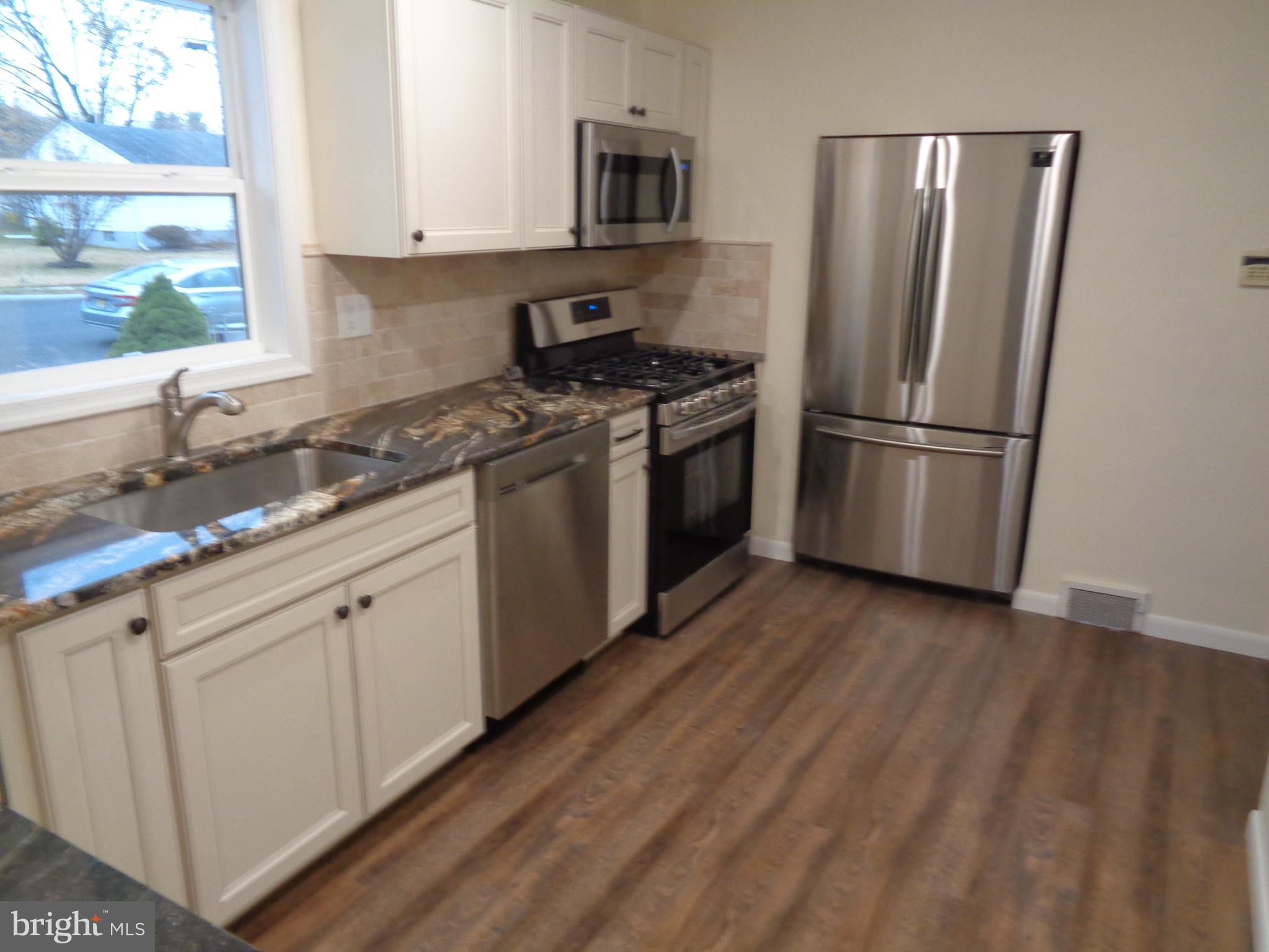 12 Whitman Road Hamilton, NJ 08619 - Photo 12 of 21 Kitchen