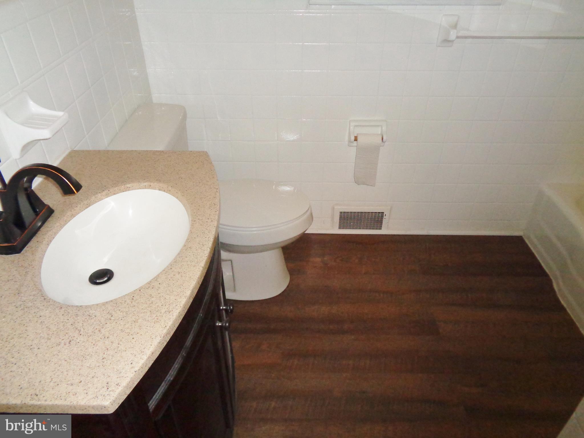 12 Whitman Road Hamilton, NJ 08619 - Photo 14 of 21 Bathroom