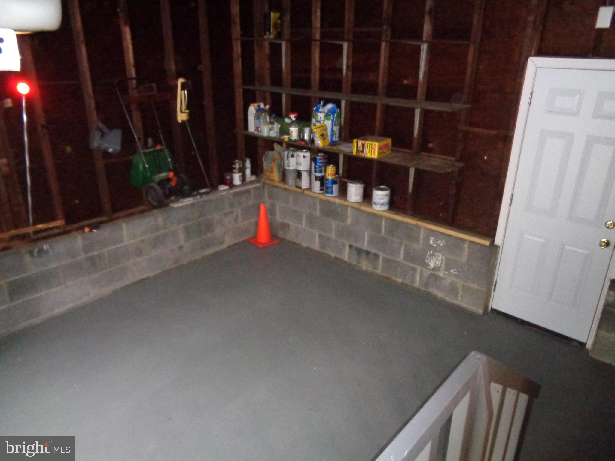 12 Whitman Road Hamilton, NJ 08619 - Photo 17 of 21 Garage