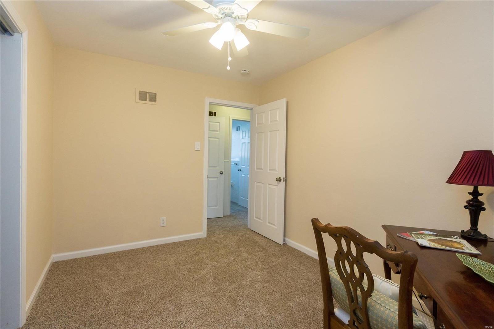5128 Weber Road St. Louis, MO 63123 - Photo 18 of 26 Gallery Image 18