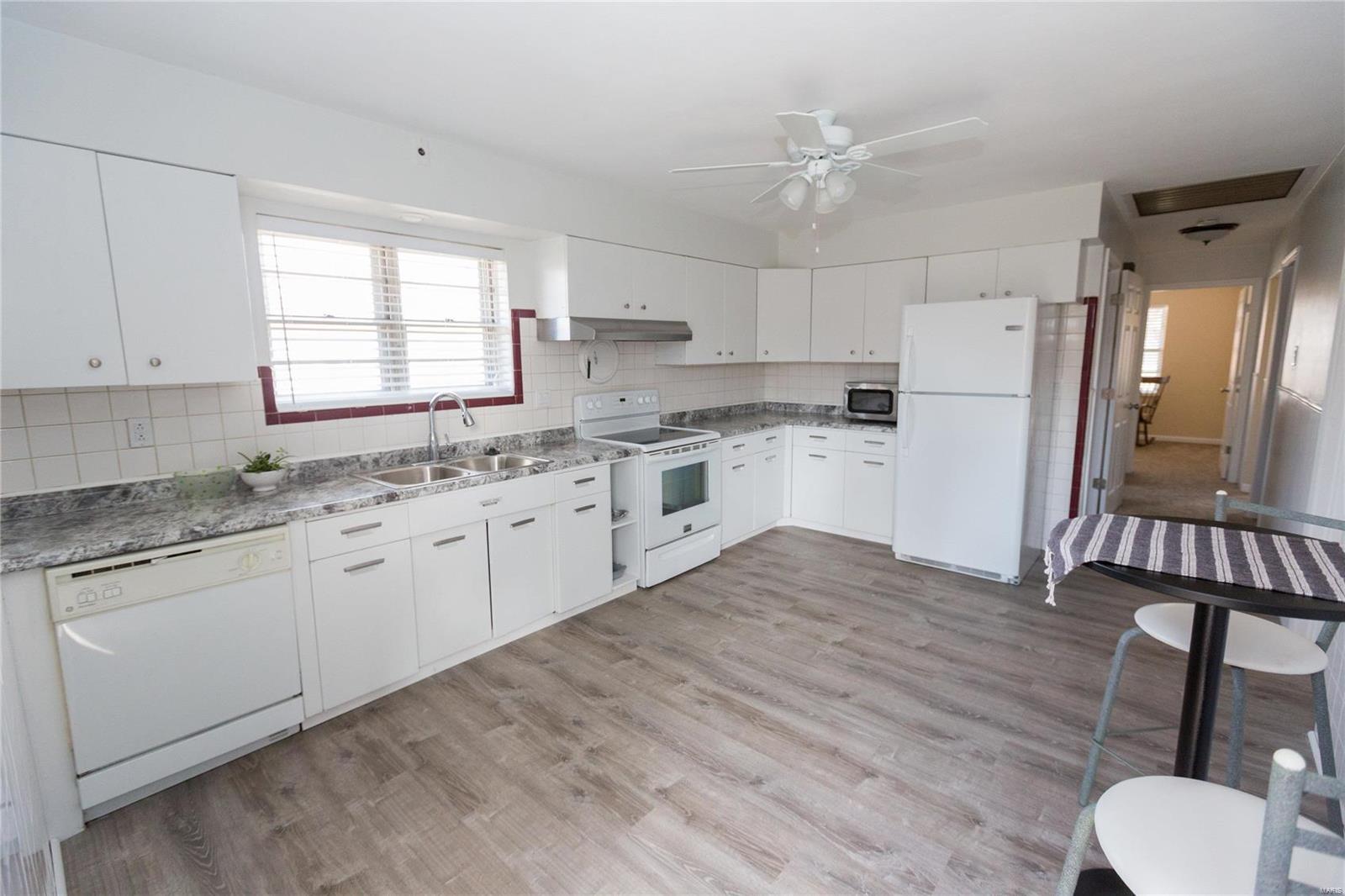 5128 Weber Road St. Louis, MO 63123 - Photo 7 of 26 Gallery Image 7