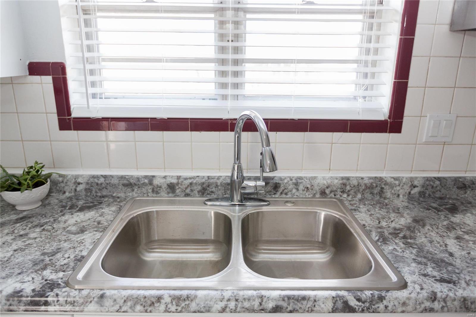 5128 Weber Road St. Louis, MO 63123 - Photo 9 of 26 Gallery Image 9