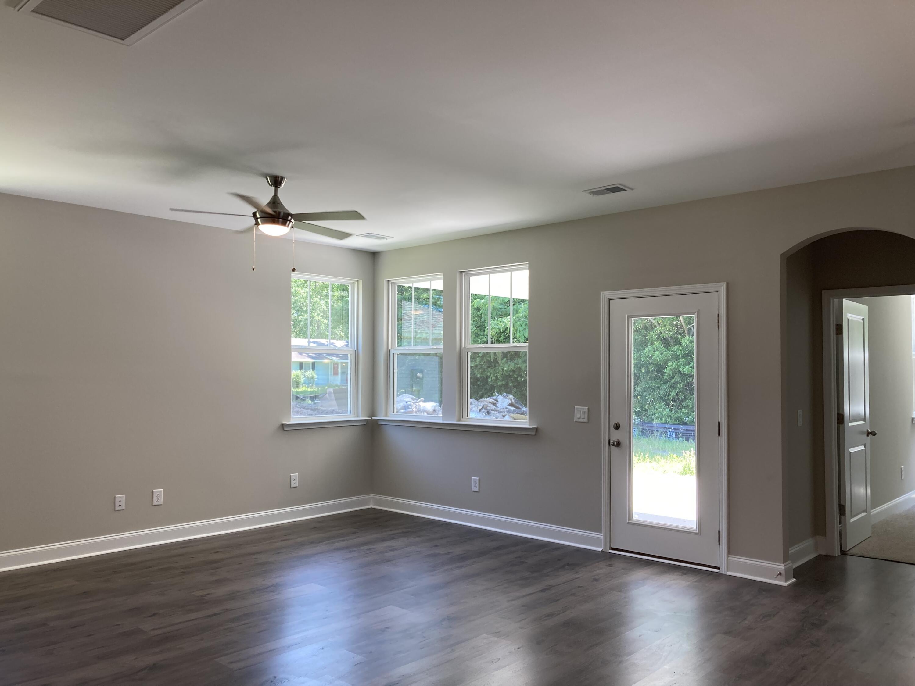 167 Sara Street St. George, SC 29477 - Photo 7 of 14 Living Room Allendale II- 167 Sara St.