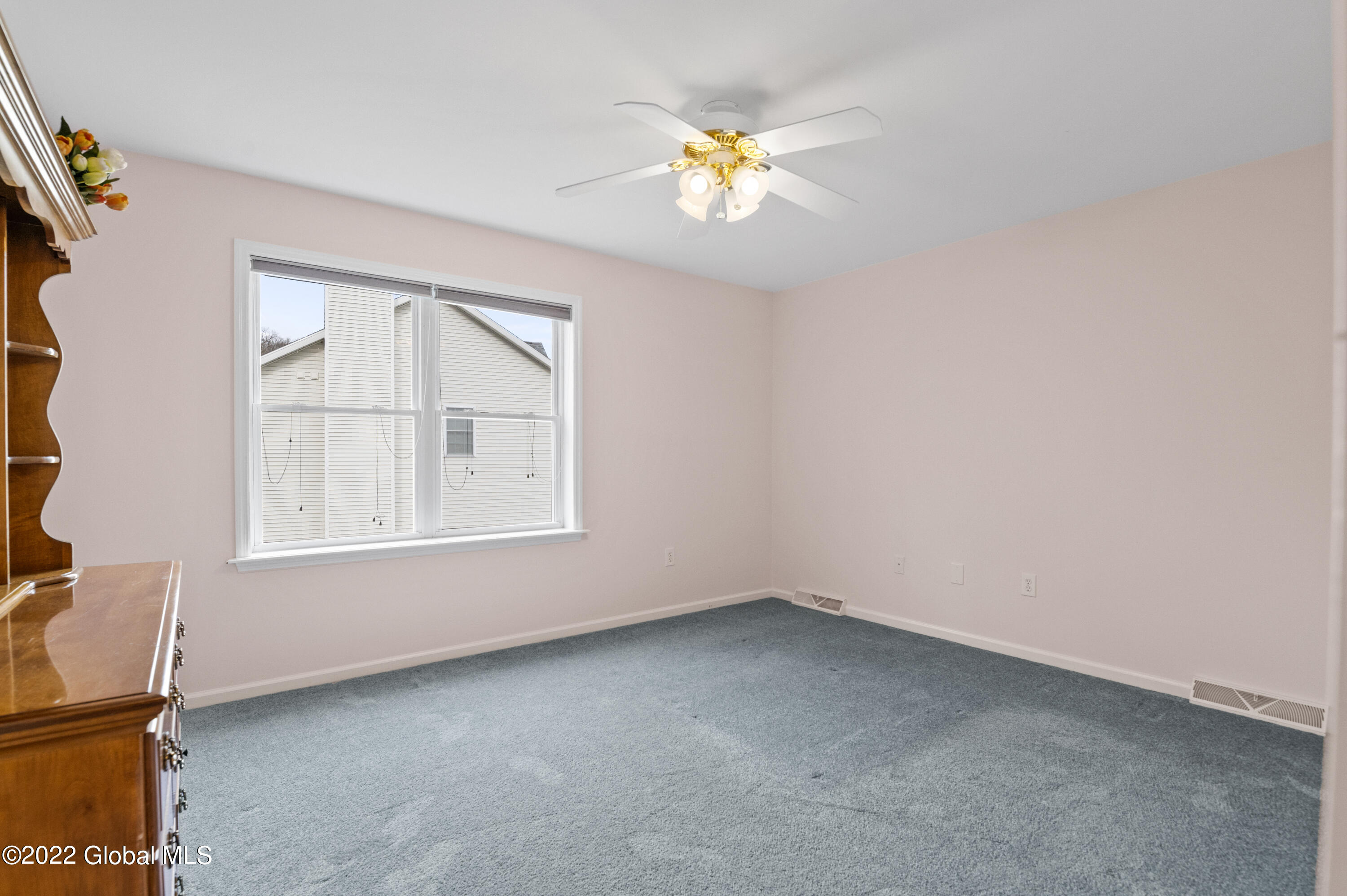 156 Hasgate Drive Bethlehem, NY 12054 - Photo 15 of 26 MHF_1605