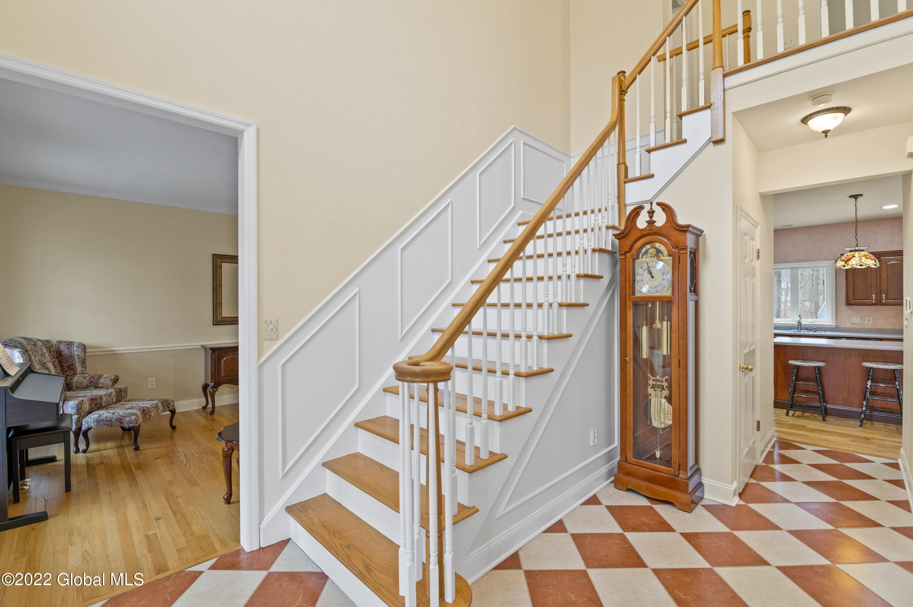 156 Hasgate Drive Bethlehem, NY 12054 - Photo 2 of 26 MHF_1584