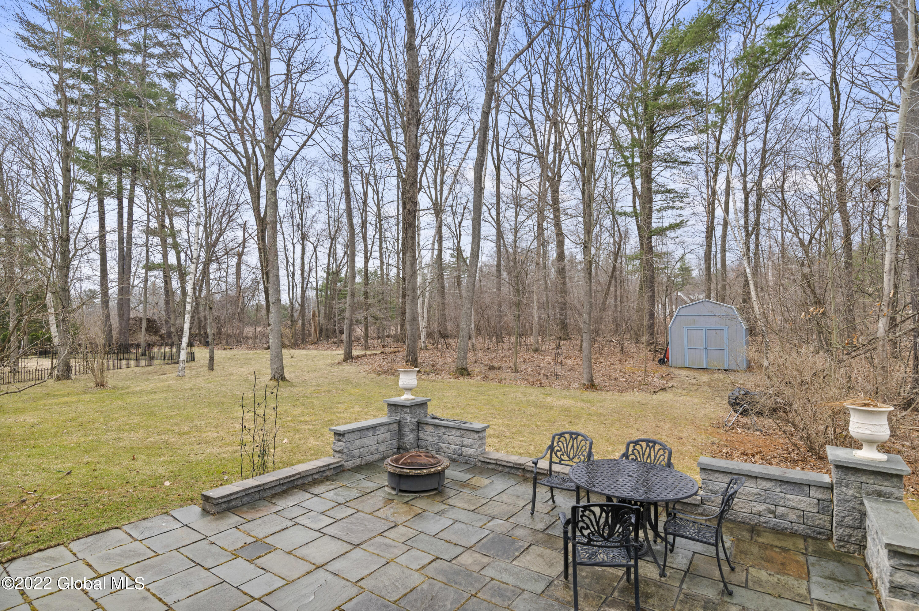 156 Hasgate Drive Bethlehem, NY 12054 - Photo 25 of 26 MHF_1644