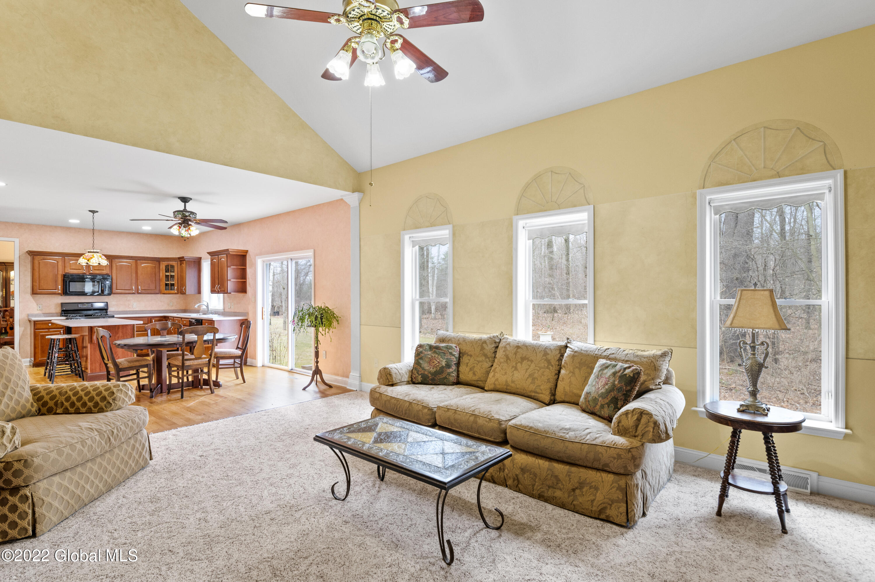 156 Hasgate Drive Bethlehem, NY 12054 - Photo 6 of 26 MHF_1575