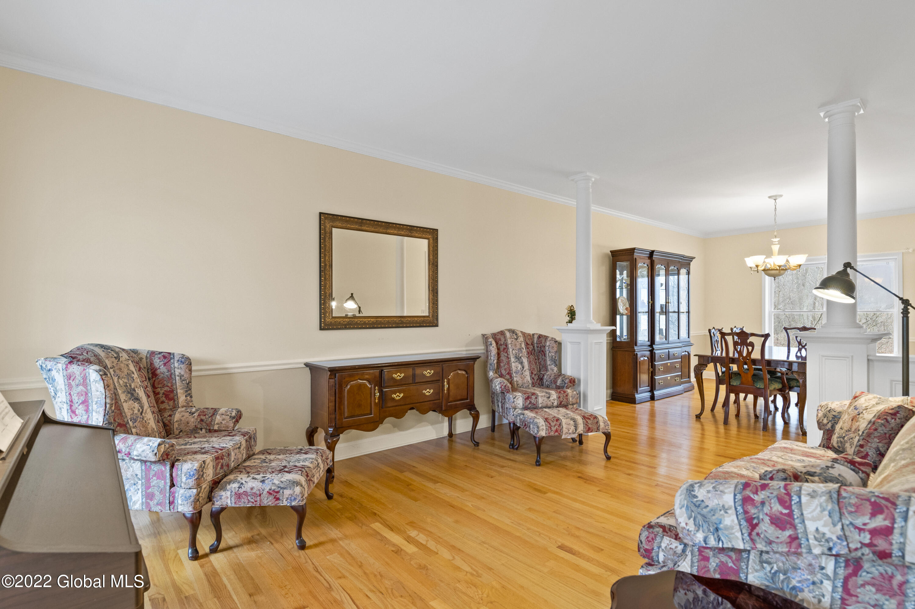 156 Hasgate Drive Bethlehem, NY 12054 - Photo 7 of 26 MHF_1533