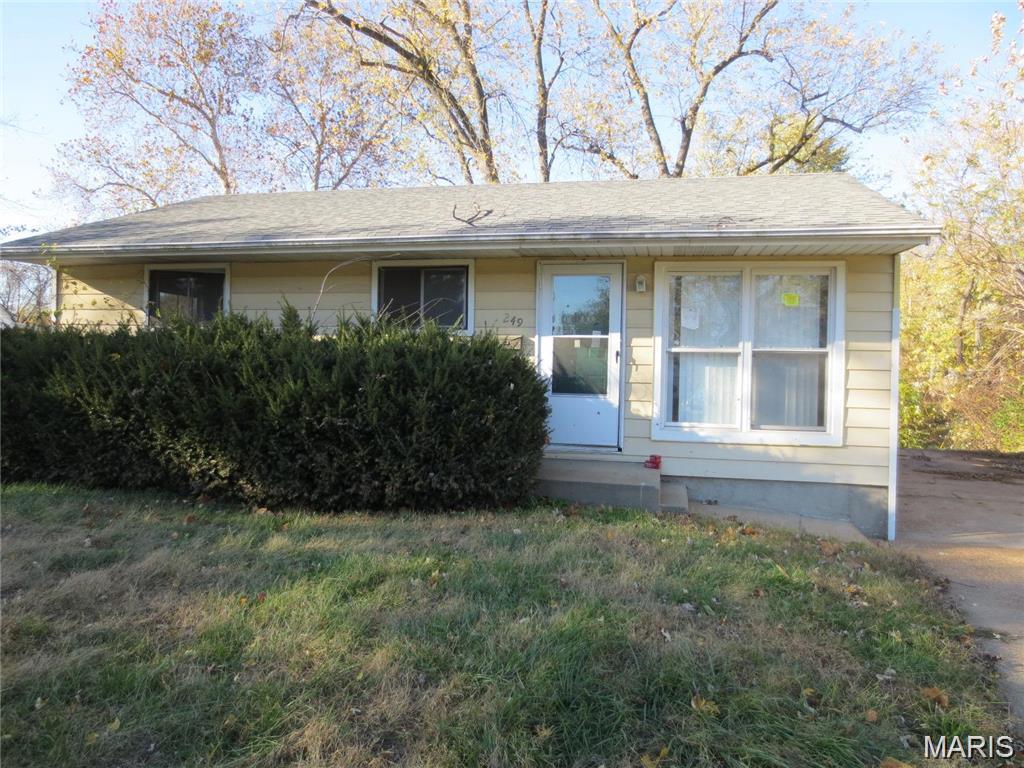 249 Grampian Road St. Louis, MO 63137 - Photo 3 of 3