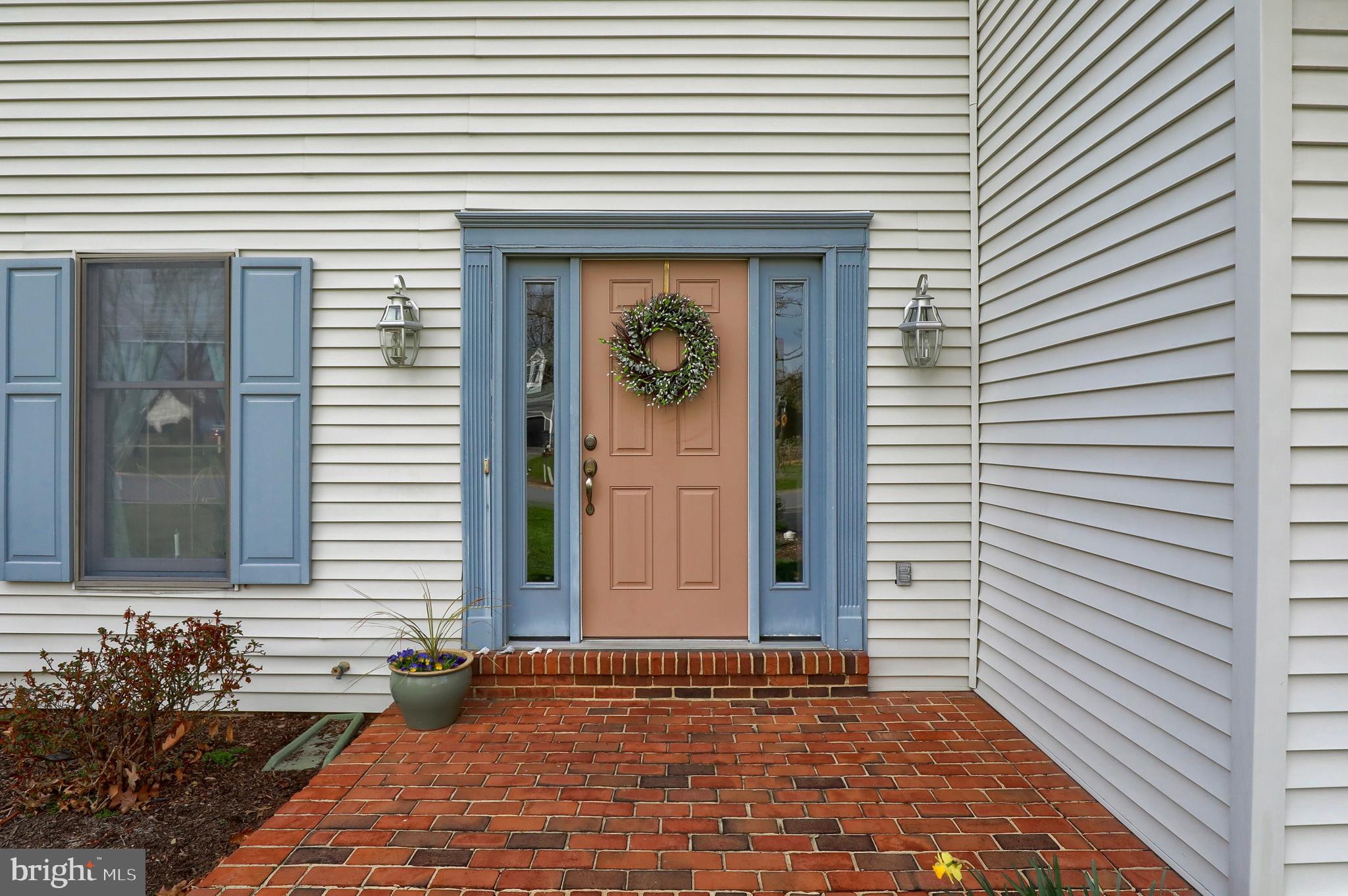 994 Mill Mar Road Lancaster, PA 17601 - Photo 4 of 48 Front Entrance