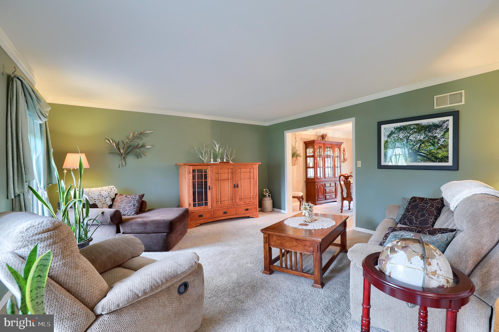 994 Mill Mar Road Lancaster, PA 17601 - Photo 5 of 48 Living Room