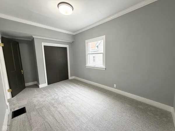 $239,900 | 10 West Washington Street, Roachdale, IN 46172