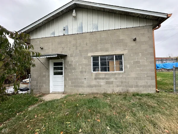 $239,900 | 10 West Washington Street, Roachdale, IN 46172