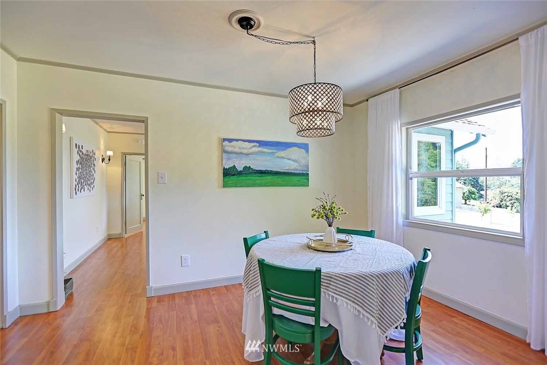 953 Rowe Road Camano Island, WA 98282 - Photo 9 of 23 Gallery Image 9
