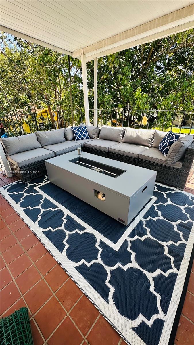 1670 Southwest 20th Street, Unit 2 Miami, FL 33145 - Photo 5 of 52