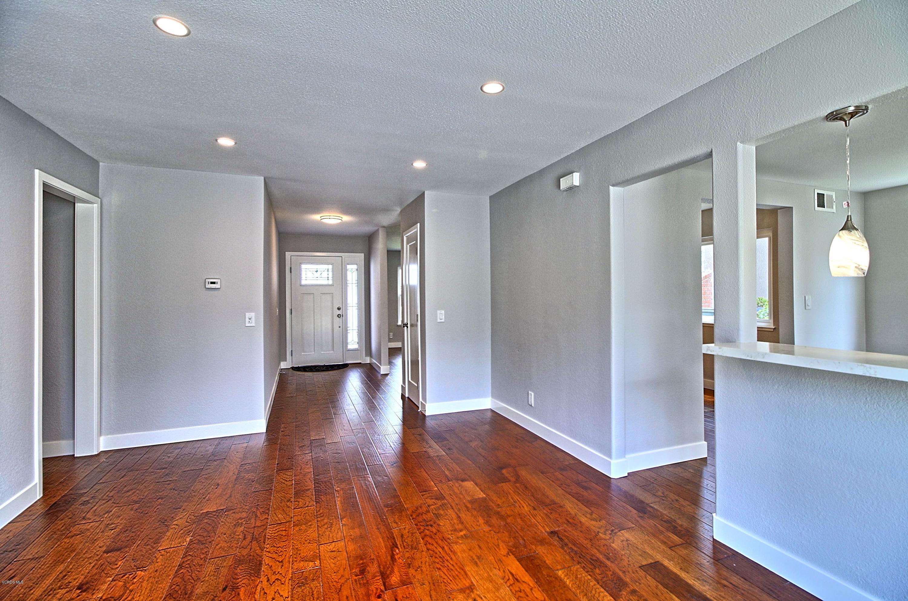 2420 El Portal Way Oxnard, CA 93035 - Photo 12 of 29 0044_IMG_0133_4_5