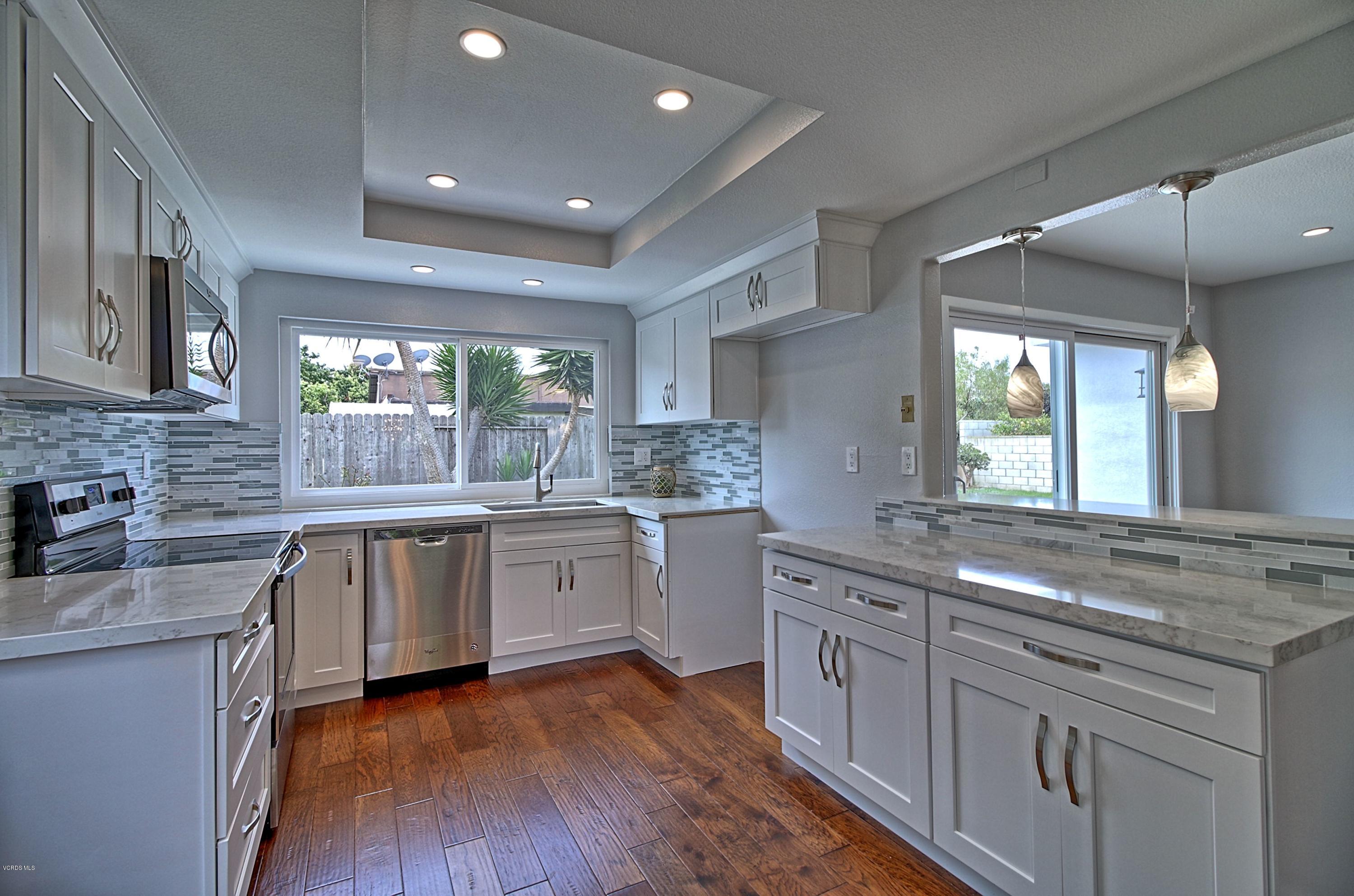 2420 El Portal Way Oxnard, CA 93035 - Photo 6 of 29 0030_IMG_0091_2_3