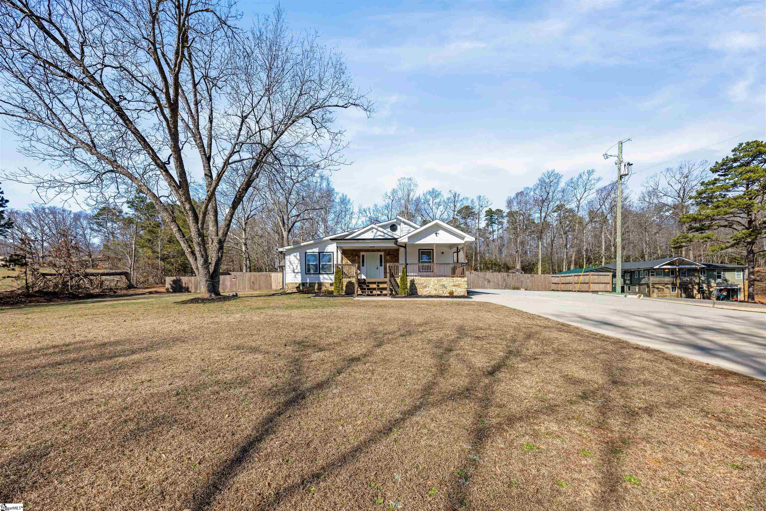 2016 Edwards Lake Road Greer, SC 29651 - Photo 2 of 49