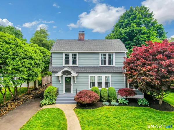 $750,000 | 91 Jerusalem Hill, Trumbull, CT 06611